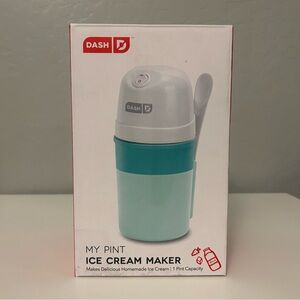 Dash My Pint Ice Cream Maker 1 pint capacity teal blue new never used